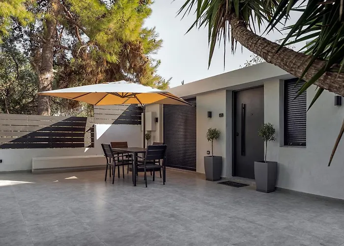 Kavouri Seaside Luxury Bungalow
